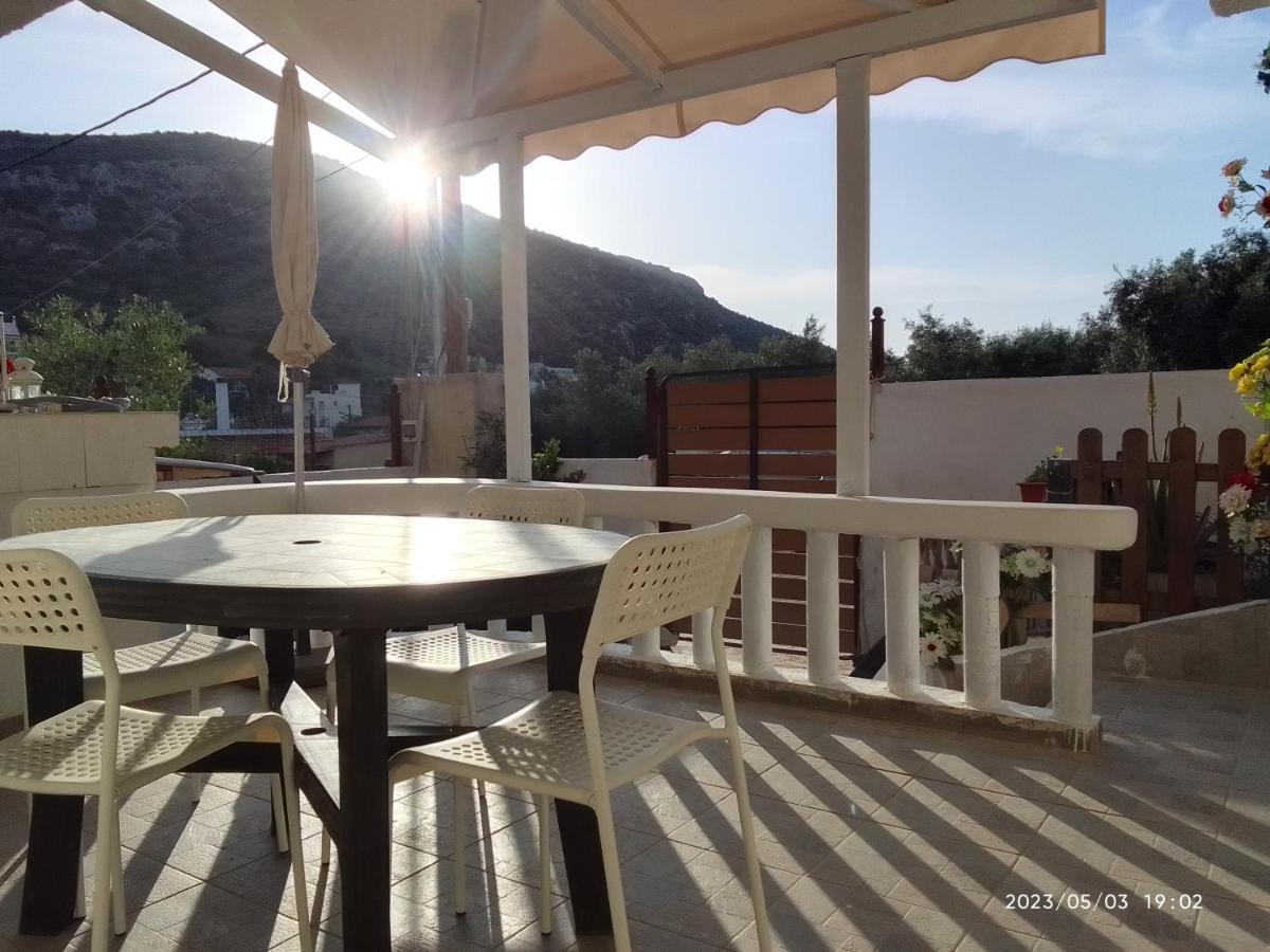 Antonia Family House Near Airport Apartment Porto Rafti Bagian luar foto