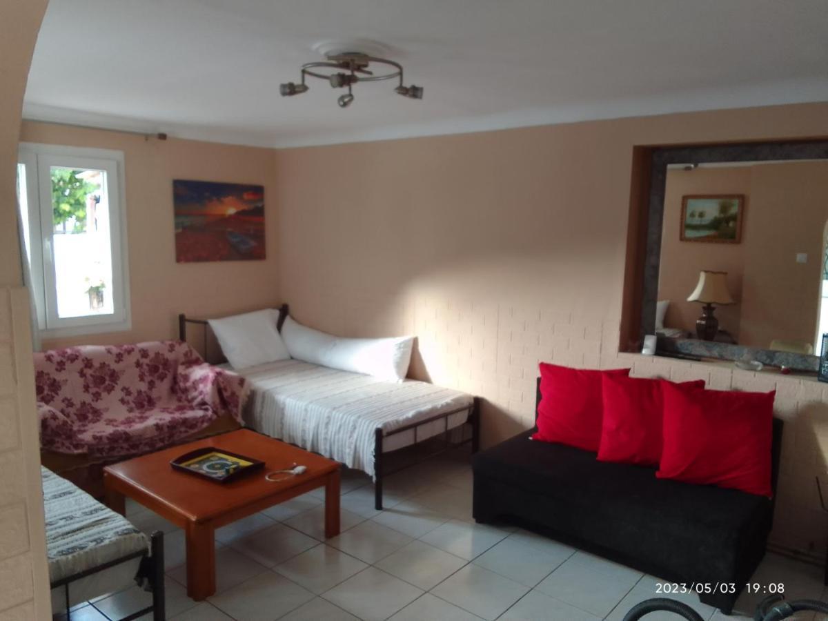 Antonia Family House Near Airport Apartment Porto Rafti Bagian luar foto